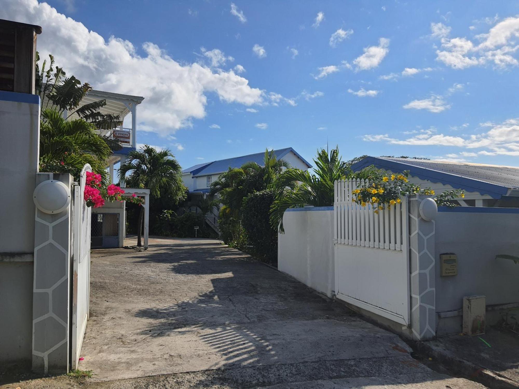 Vwe Moun Bay Apartment Deshaies Ngoại thất bức ảnh